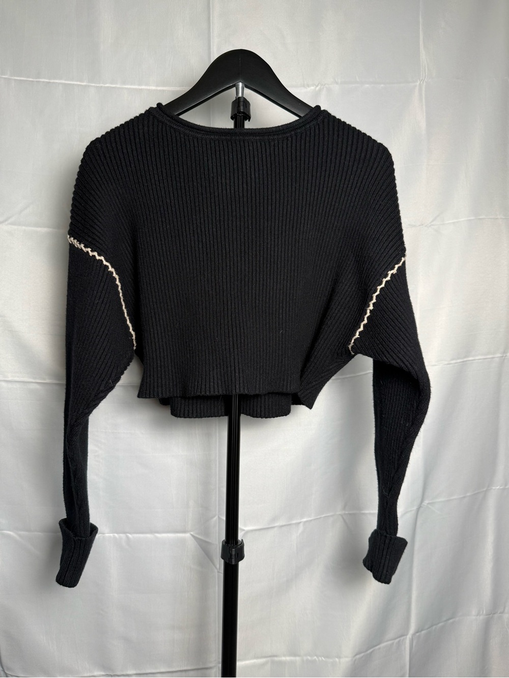 Promesa Black Cropped Rib-Knit Sweater with Contrast Stitching
